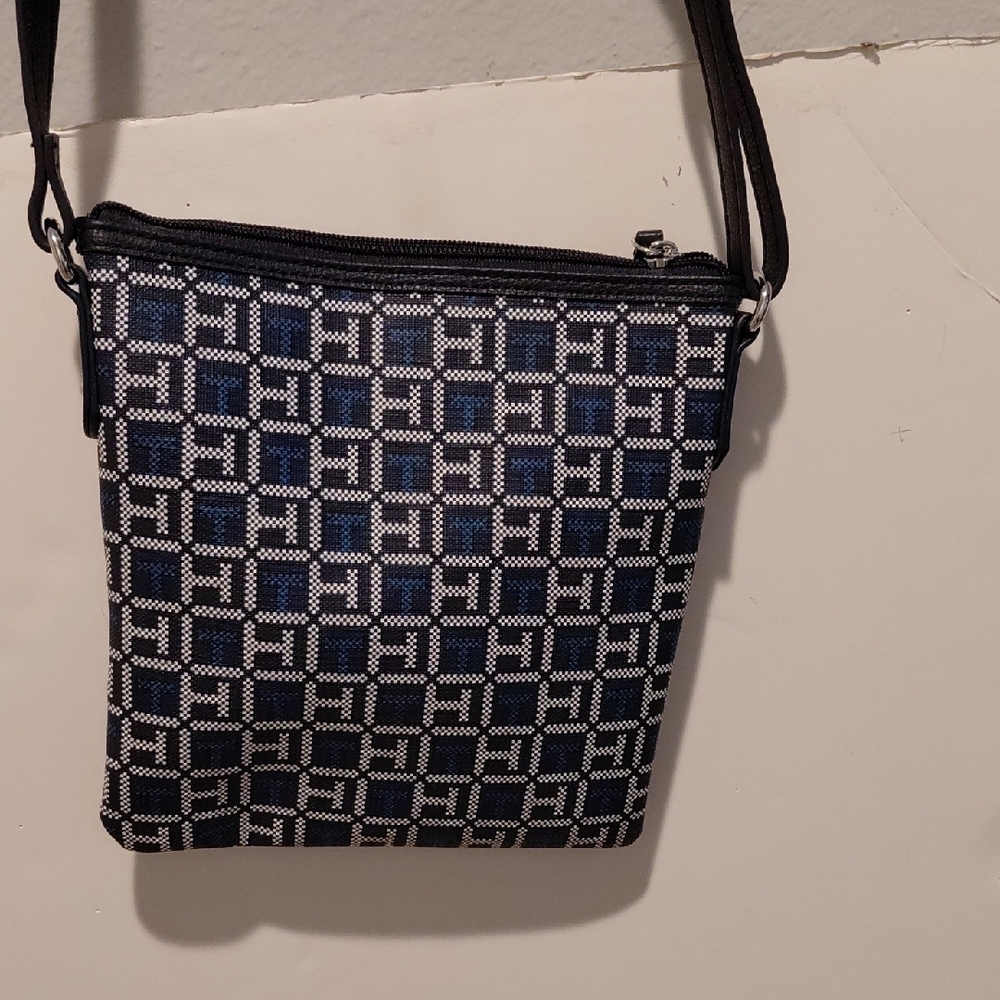 Stylish Ðark Blue and White Patterned Women's Bag BRand New.